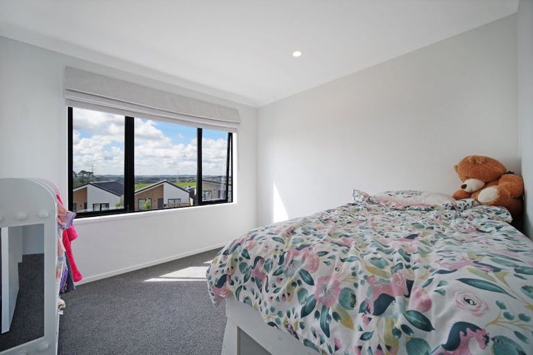 Photo of property in 78 Biokovo Street, Massey, Auckland, 0614