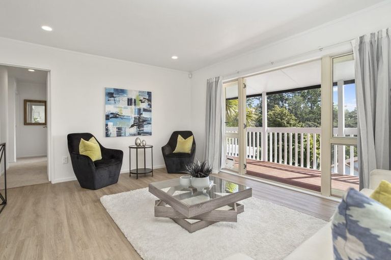 Photo of property in 18 Ian Marwick Place, Birkenhead, Auckland, 0626