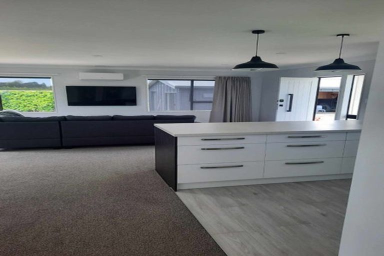 Photo of property in 384 Glenbrook Station Road, Glenbrook, Waiuku, 2681