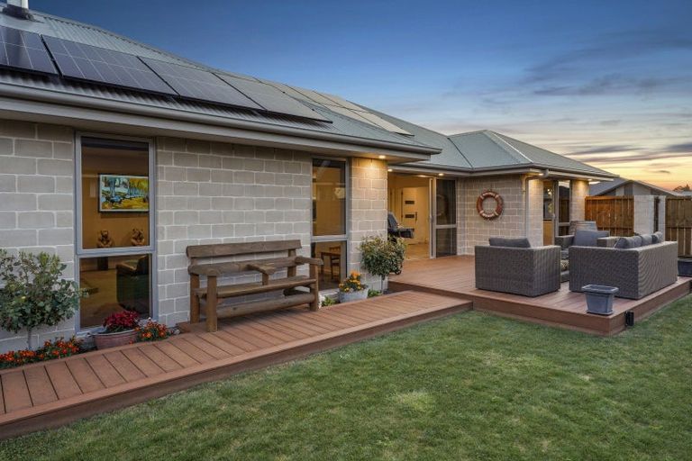 Photo of property in 134 Townsend Road, Rangiora, 7400