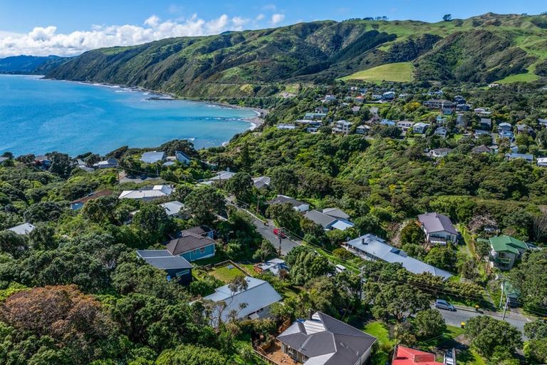 Photo of property in 20 Rawhiti Road, Pukerua Bay, Porirua, 5026