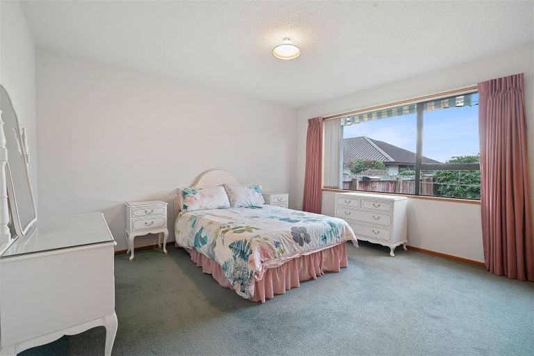 Photo of property in 1/49 Aylmer Street, Somerfield, Christchurch, 8024