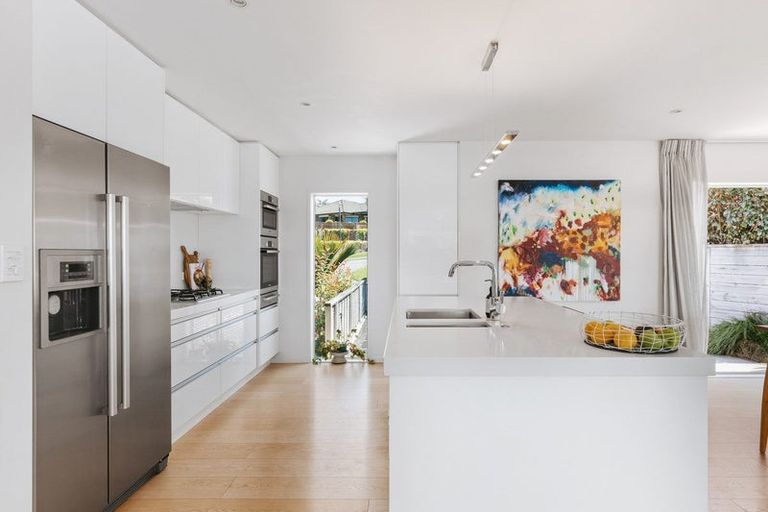 Photo of property in 11 Buxton Place, Ohauiti, Tauranga, 3112