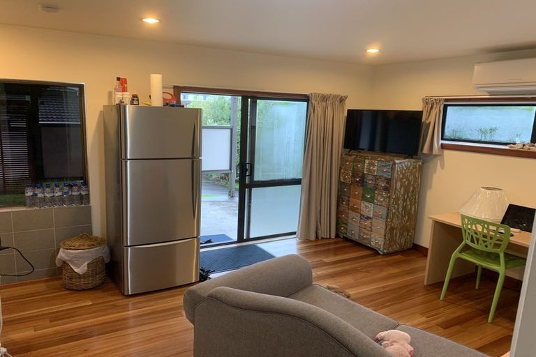 Photo of property in 1/16 Hart Road, Hauraki, Auckland, 0622