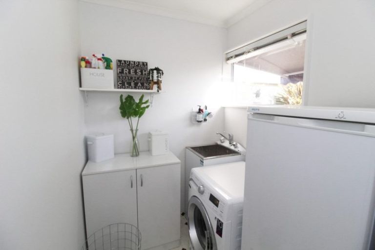 Photo of property in 10 Studholme Street, Waimate, 7924