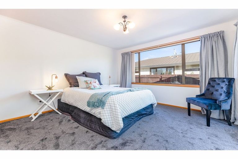 Photo of property in 7 Lacy Gate Place, Woodend, 7610