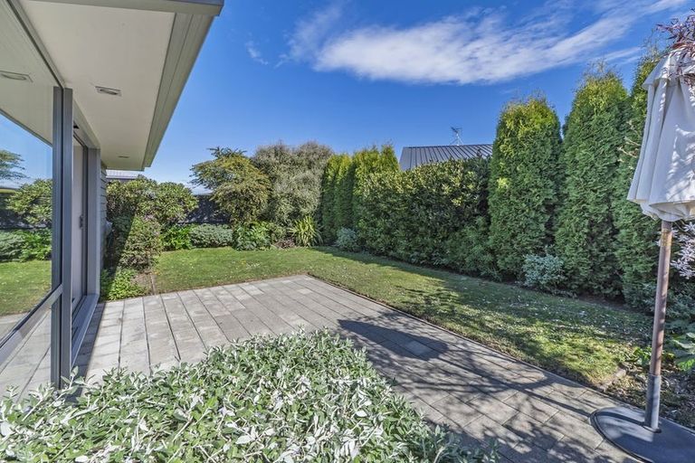 Photo of property in 21 Hamill Road, Halswell, Christchurch, 8025