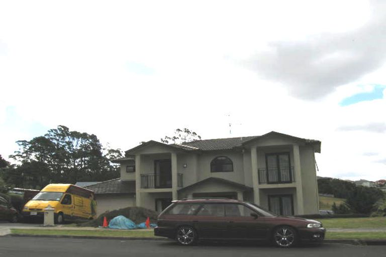 Photo of property in 37 Bronzewing Terrace, Unsworth Heights, Auckland, 0632