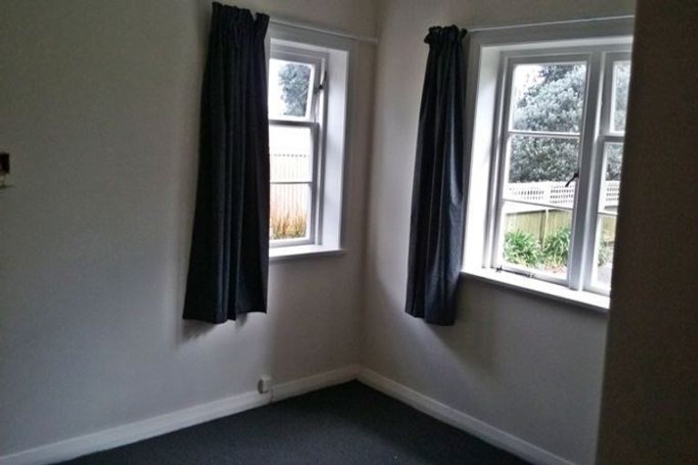 Photo of property in 246 College Street, West End, Palmerston North, 4412