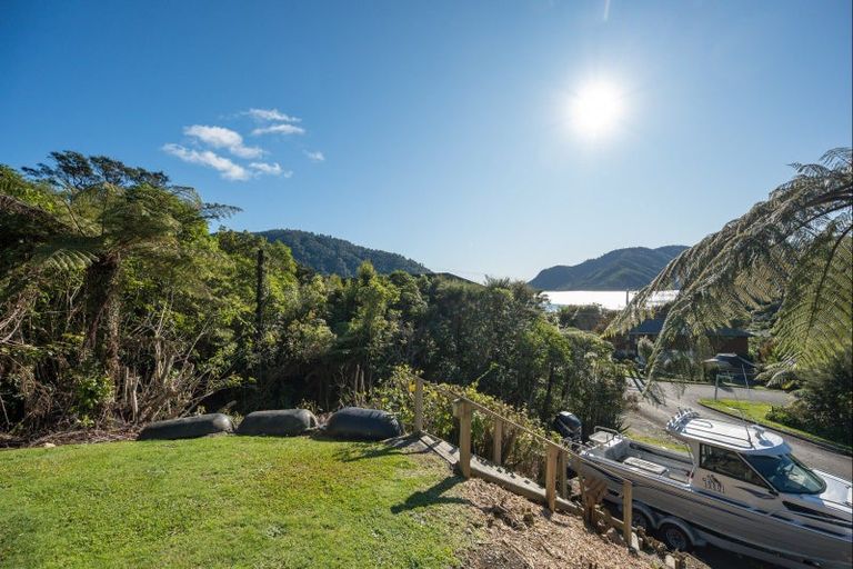 Photo of property in 42 Old Mill Road, Okiwi Bay, French Pass, 7193