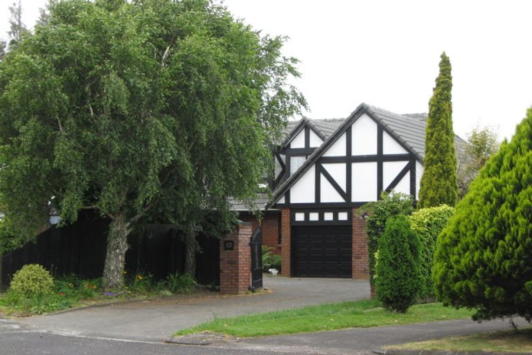 Photo of property in 10 Pedlar Place, Conifer Grove, Takanini, 2112