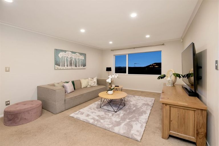 Photo of property in 109 Babich Road North, Ranui, Auckland, 0612