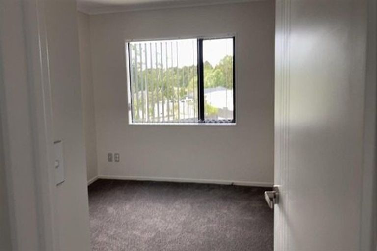 Photo of property in 1a Kendall Court, Wattle Downs, Auckland, 2103