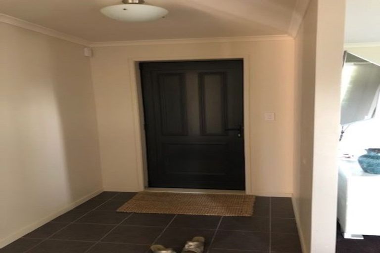 Photo of property in 36 Greig Place, Pukekohe, 2120