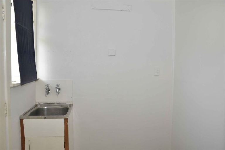 Photo of property in 4 Manapouri Street, Strathern, Invercargill, 9812