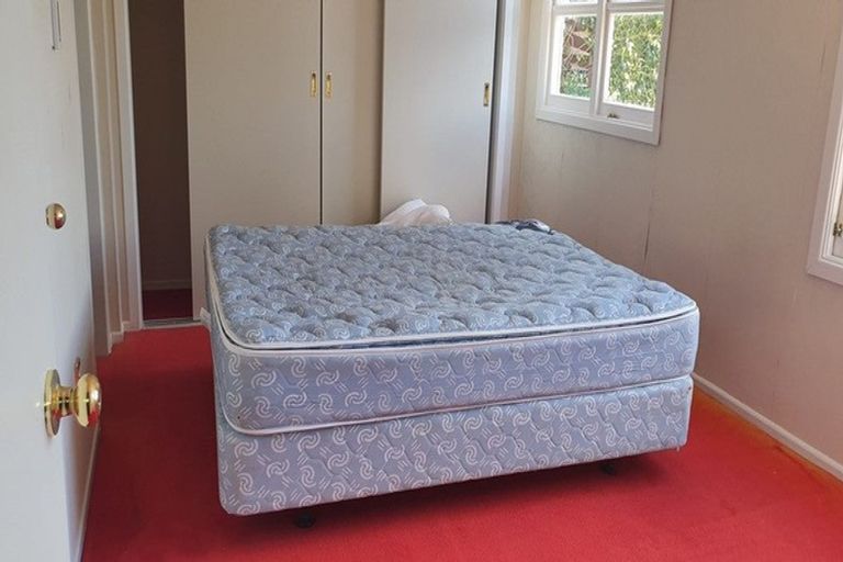 Photo of property in 12 Maple Grove, Kingston, Wellington, 6021