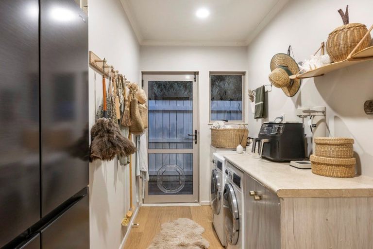 Photo of property in 81 Katerini Grove, Papamoa Beach, Papamoa, 3118