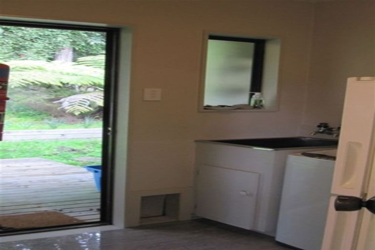 Photo of property in 72 Mick Dillon Road, Tahekeroa, Kaukapakapa, 0873