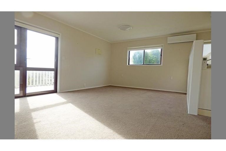 Photo of property in 24 Alton Avenue, Hillcrest, Auckland, 0627