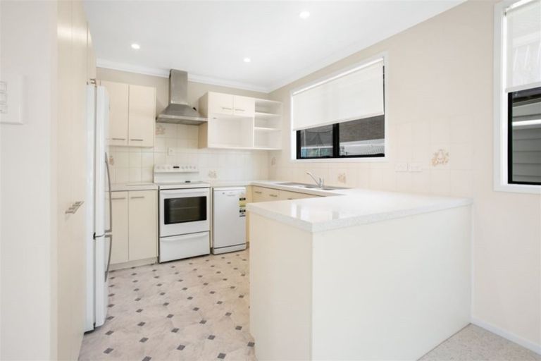 Photo of property in 7/39 Norcross Avenue, Henderson, Auckland, 0612