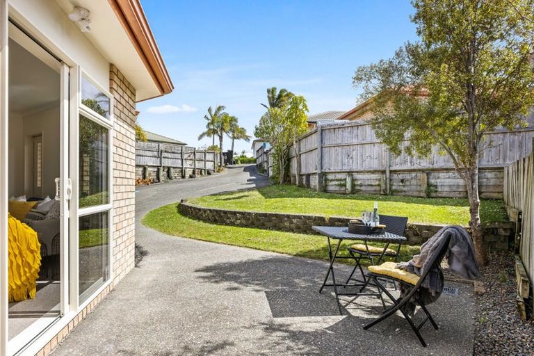 Photo of property in 3 Chesterfield Way, Orewa, 0931