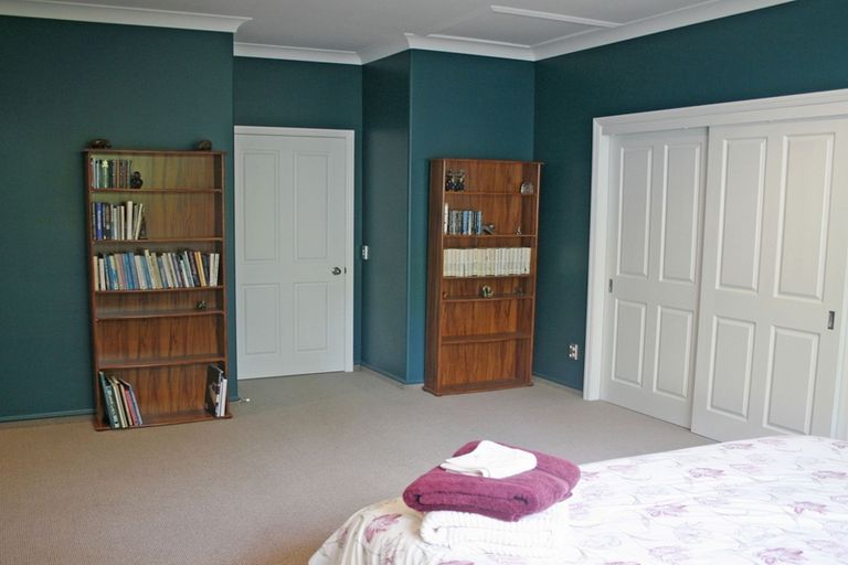 Photo of property in 82 Wakeman Road, Acacia Bay, Taupo, 3330