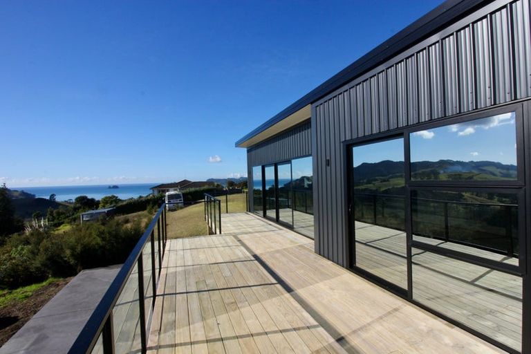 Photo of property in 116 Centennial Drive, Whitianga, 3510