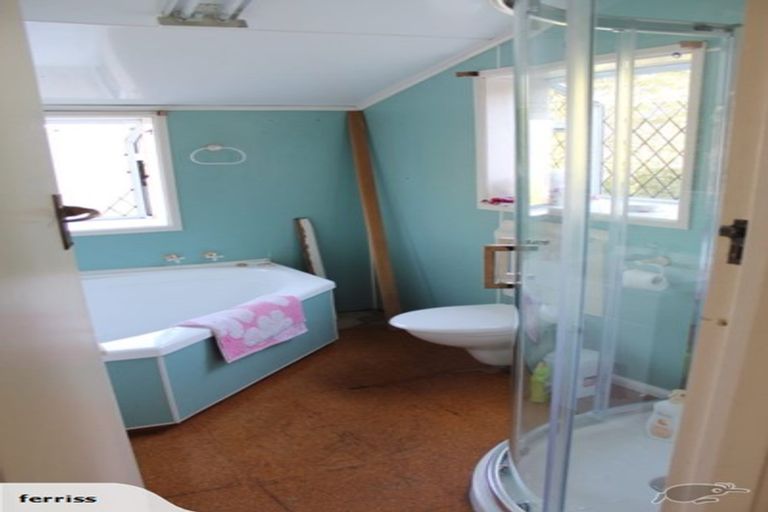 Photo of property in 167 Memorial Avenue, Burnside, Christchurch, 8053