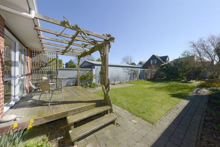 Photo of property in 27 Bethel Crescent, Bishopdale, Christchurch, 8053