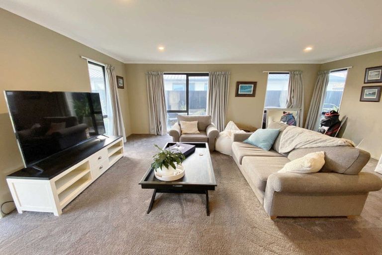 Photo of property in 35 Brancion Street, Halswell, Christchurch, 8025