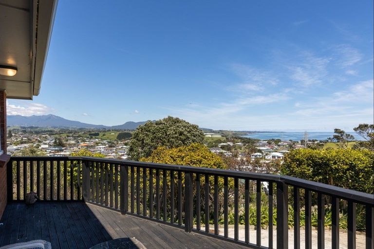 Photo of property in 31 Scott Street, Moturoa, New Plymouth, 4310
