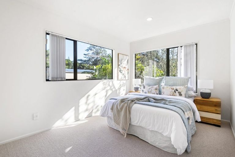 Photo of property in 2/100a Verran Road, Birkdale, Auckland, 0626