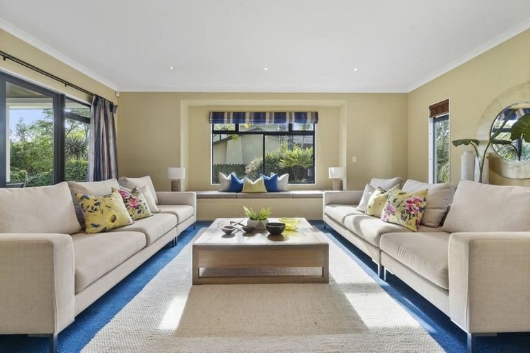 Photo of property in 91 Te Wharau Drive, Greenhithe, Auckland, 0632