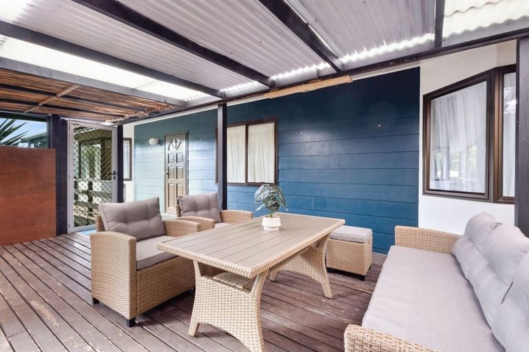 Photo of property in 38 Carlton Terrace, Westown, New Plymouth, 4310