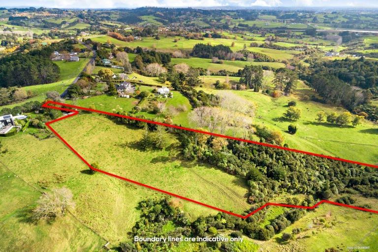 Photo of property in 196 Trig Road, Whitford, 2571