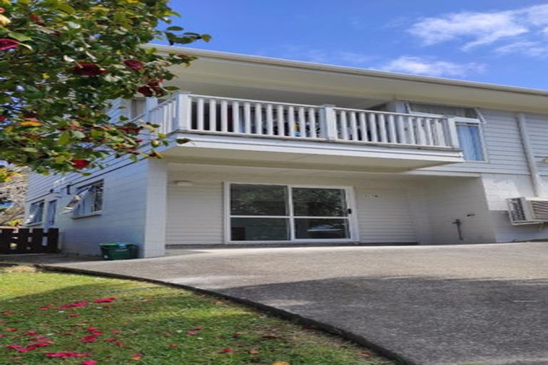 Photo of property in 18 Gretel Place, Hillcrest, Auckland, 0627