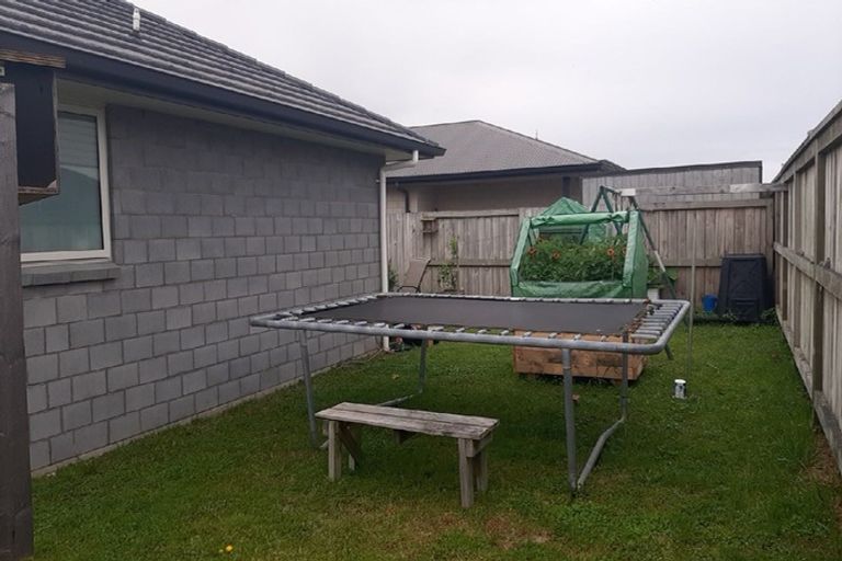 Photo of property in 19 Raiha Street, Papamoa Beach, Papamoa, 3118