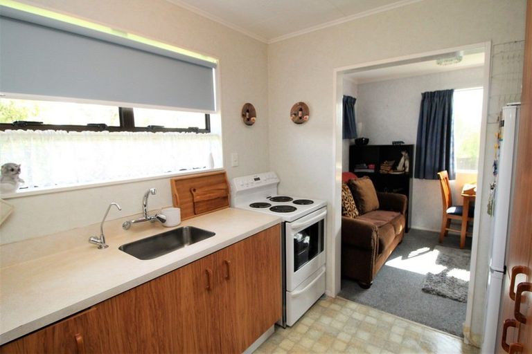 Photo of property in 81 Fergusson Street, Woodville, 4920