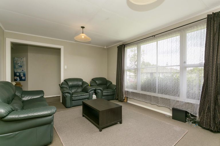 Photo of property in 2 Nikau Street, Wairakei, Taupo, 3332