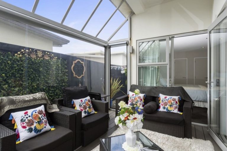 Photo of property in 14 Saint Pauls Drive, Brookfield, Tauranga, 3110