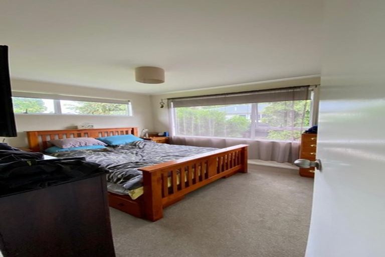 Photo of property in 20 Lipton Grove, Opaheke, Papakura, 2113