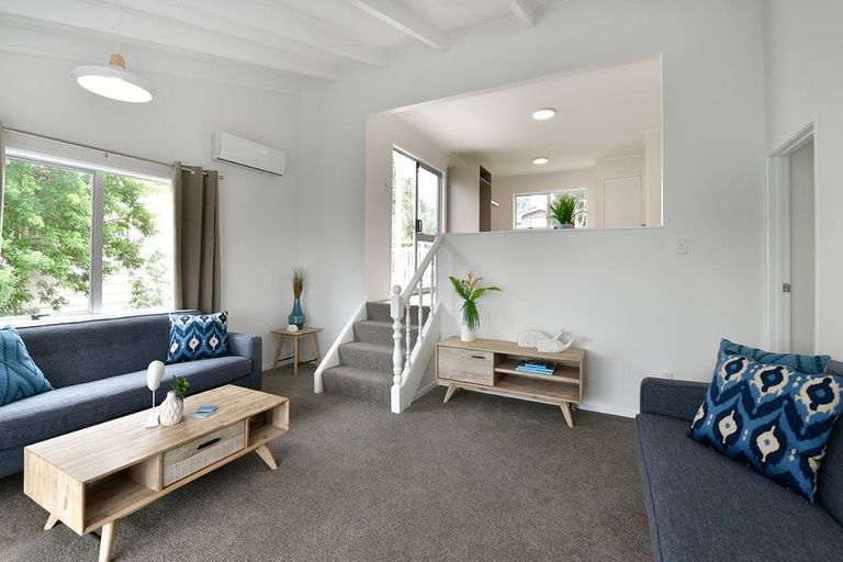 Photo of property in 30 Bay Vista Drive, Red Beach, 0932