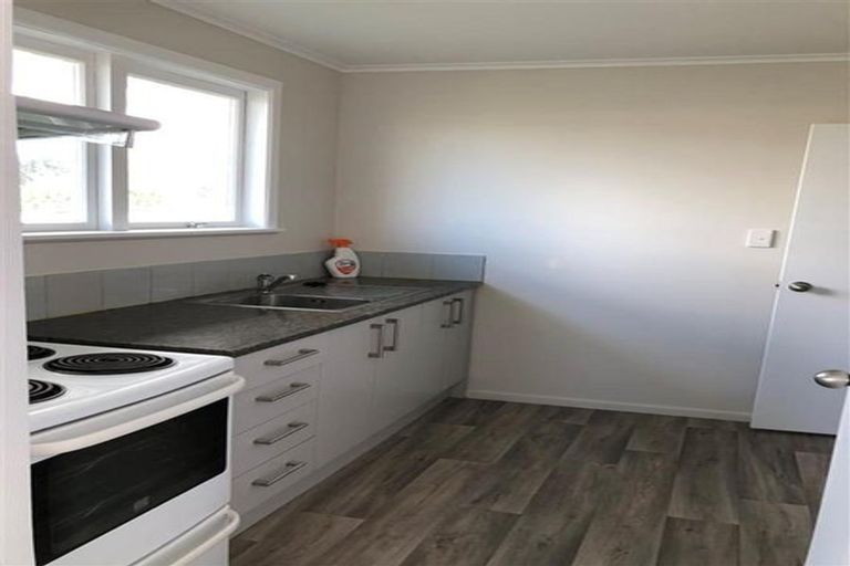 Photo of property in 28 Birdwood Road, Pukekohe, 2120