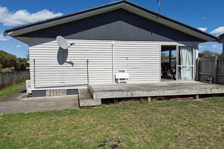 Photo of property in 5 Okataina Street, Pakuranga Heights, Auckland, 2010