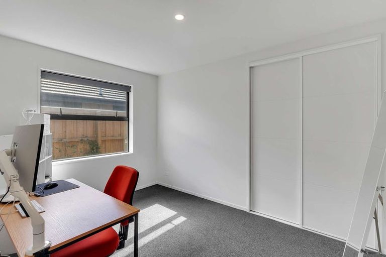 Photo of property in 40 Eileen Way, Rolleston, 7615