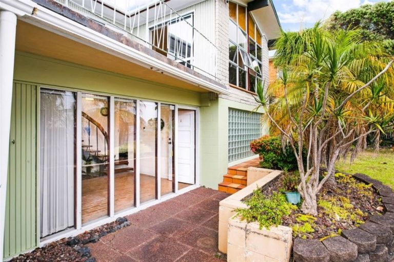 Photo of property in 239 Royal Road, Massey, Auckland, 0614