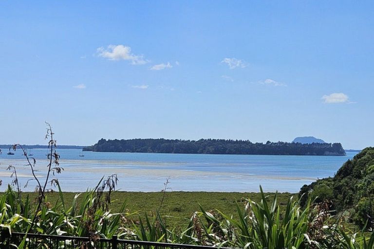 Photo of property in 30 Lakeside Terrace, Omokoroa, 3114