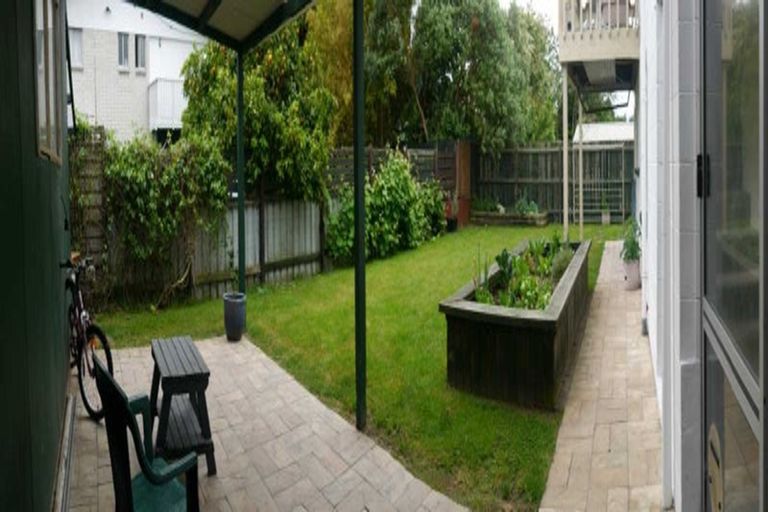 Photo of property in 24 Mckee Avenue, Fenton Park, Rotorua, 3010