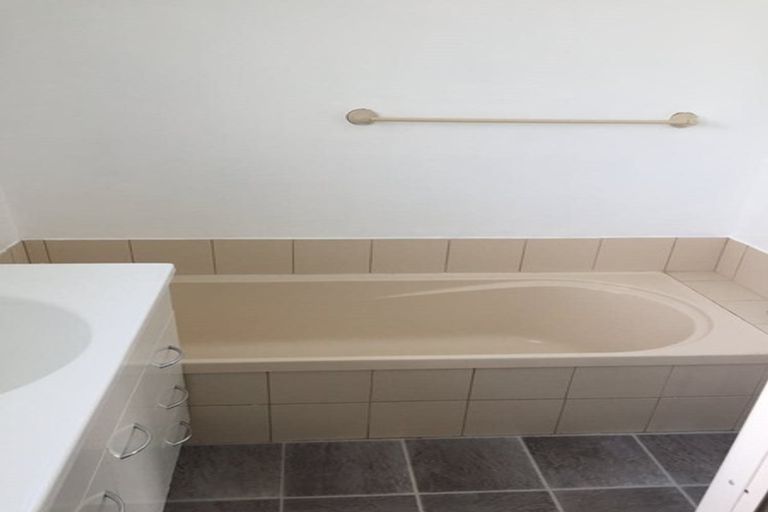 Photo of property in 5 Amethyst Place, Chartwell, Hamilton, 3210