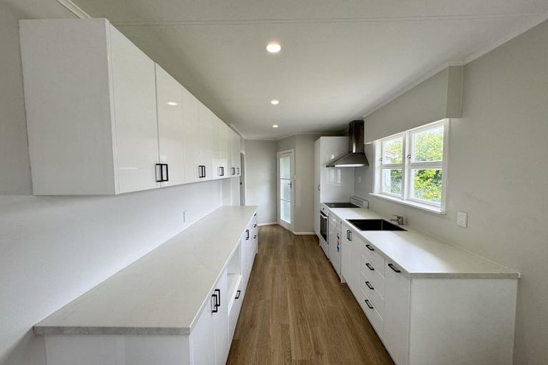 Photo of property in 8 John F Kennedy Drive, Milson, Palmerston North, 4414